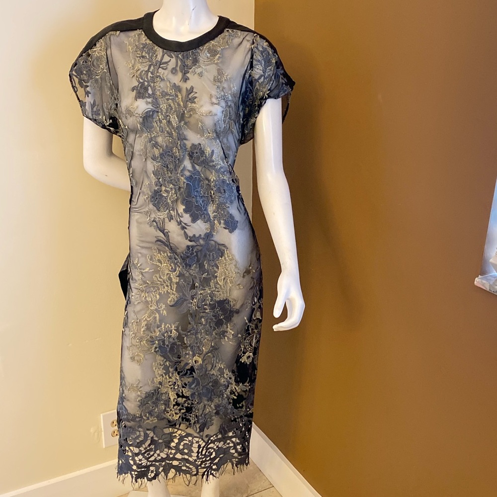 NWT BCBGMAXAZRIA EMBROIDERED Metallic Dress